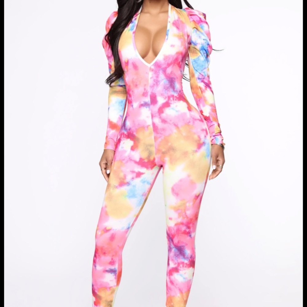 NWT Fashion Nova Colorful Pink Tie Dye Puff Sleeves Jumpsuit Medium NEW with tag